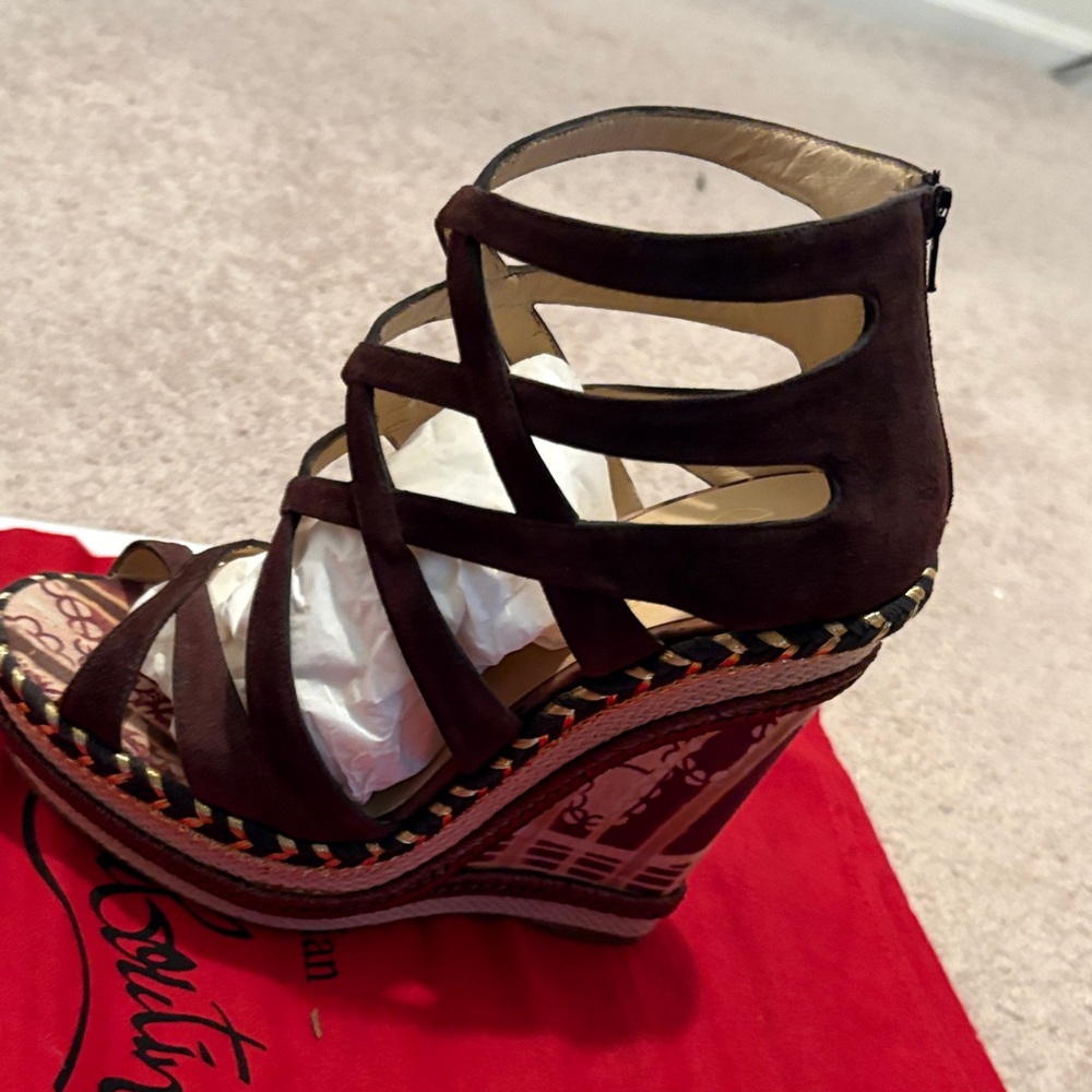 Elegant Brown Wedge Sandals